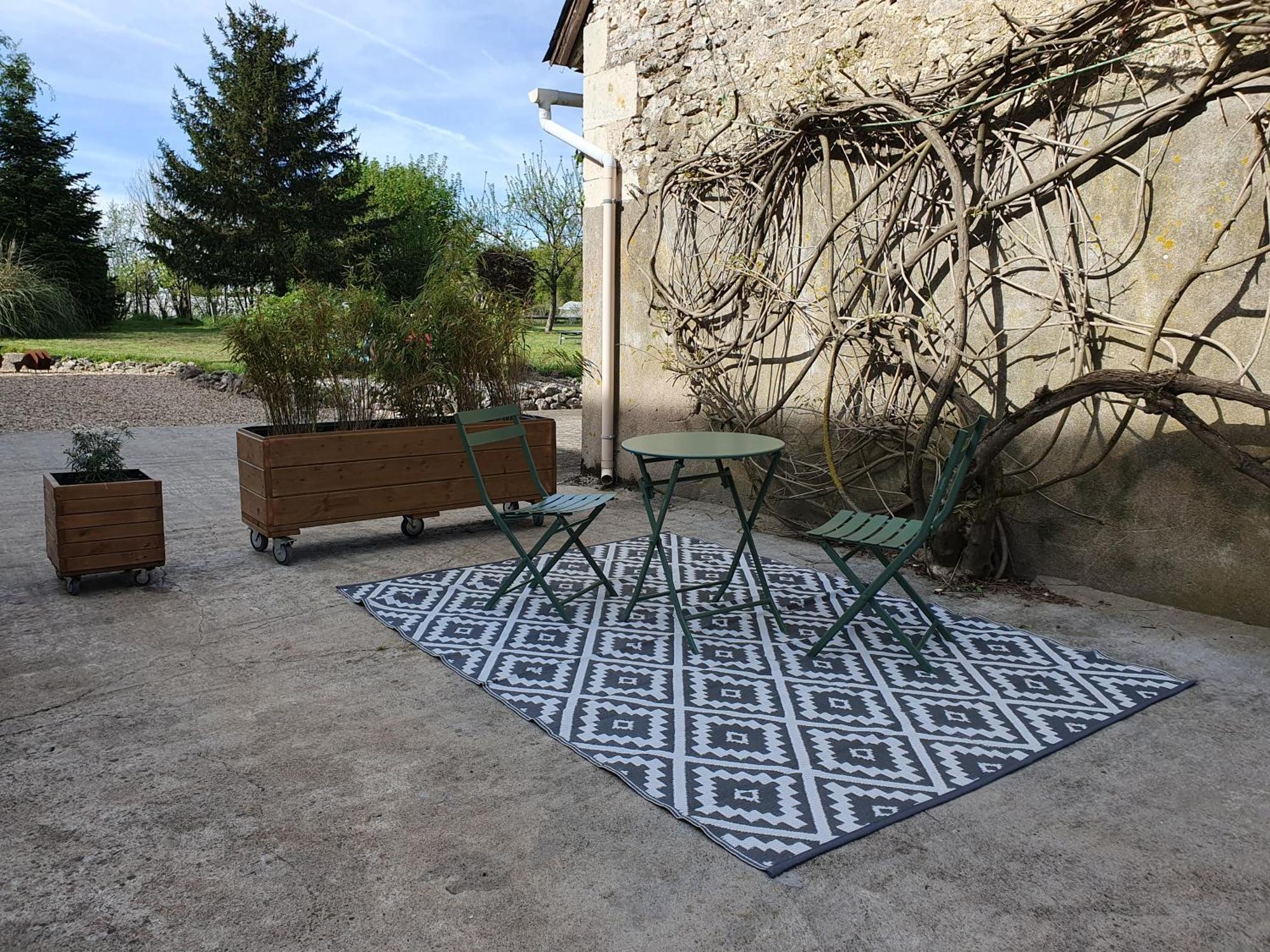 Au Domaine Du Bois Joubert Bed and Breakfast Luzillé Buitenkant foto